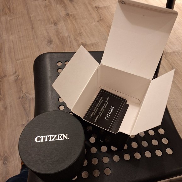 Citizen Eco drive watch model "Tuxedo" - Picture 4 of 9